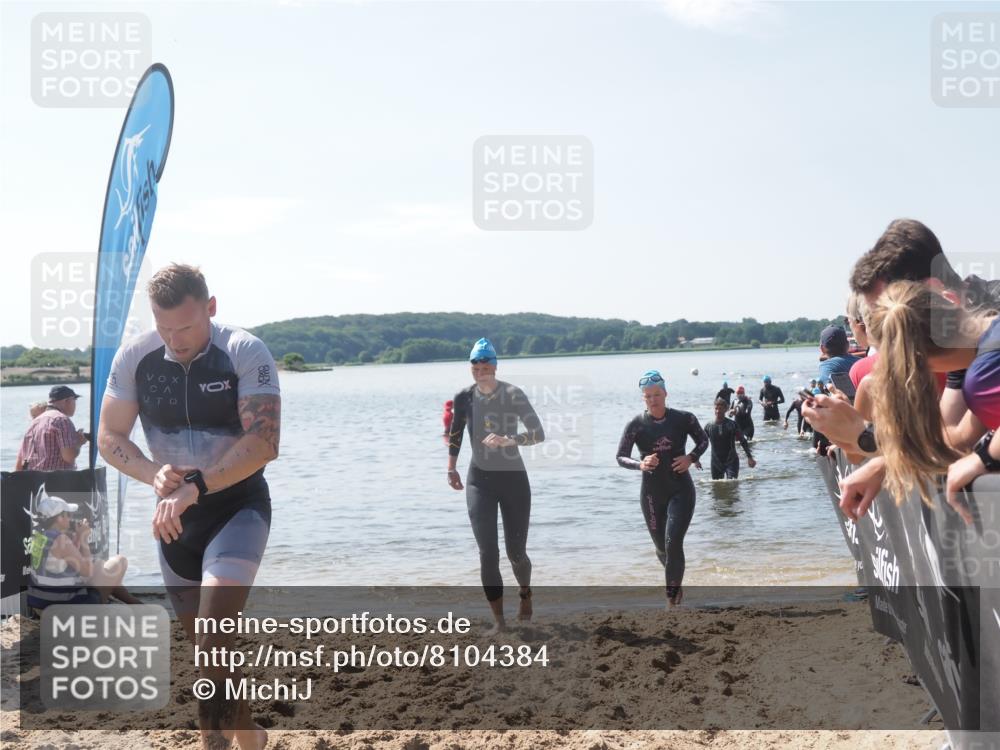 22.06.2025 - Viking Triathlon MichiJ http://msf.ph/oto/8104384 22.06.2025 10:47:31 Schwimmen 23, 71, 76, 183, 261, 267, 547, 606 meine-sportfotos.de