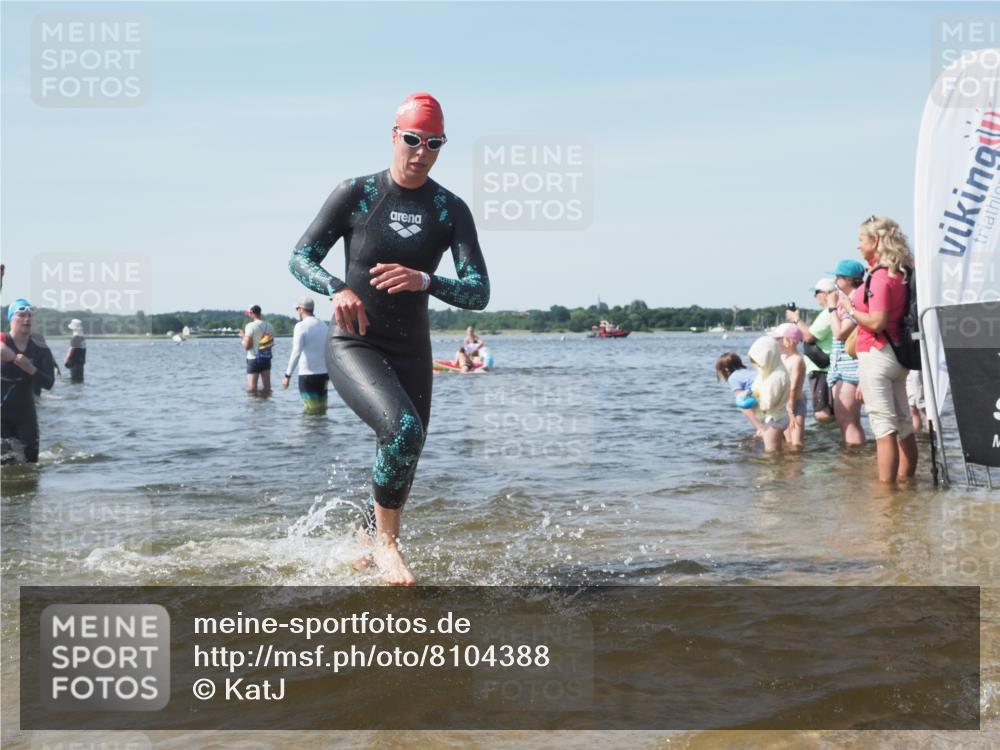 22.06.2025 - Viking Triathlon KatJ http://msf.ph/oto/8104388 22.06.2025 10:35:30 Schwimmen 20, 62, 107, 127, 134, 154, 320, 395, 415, 482, 508, 602, 632 meine-sportfotos.de