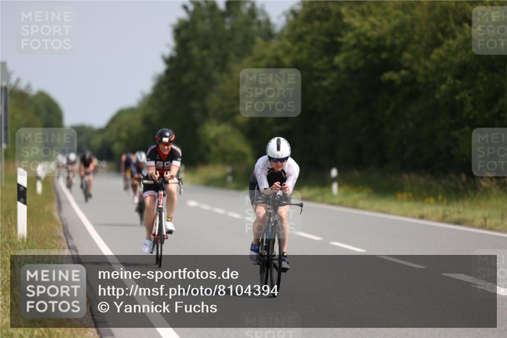 22.06.2025 - Viking Triathlon Yannick Fuchs http://msf.ph/oto/8104394 22.06.2025 11:28:05 Radfahren 86, 180, 266, 337, 433, 454, 459, 639 meine-sportfotos.de