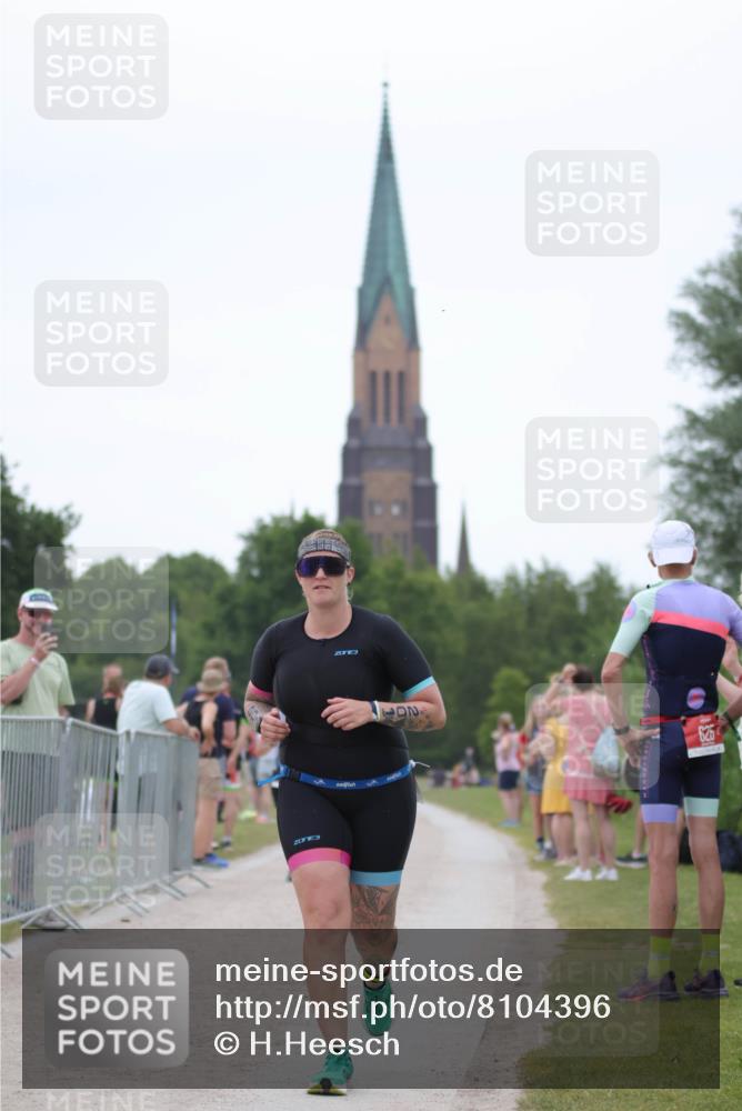 22.06.2025 - Viking Triathlon H.Heesch http://msf.ph/oto/8104396 22.06.2025 15:55:39 Laufen 197, 201 meine-sportfotos.de