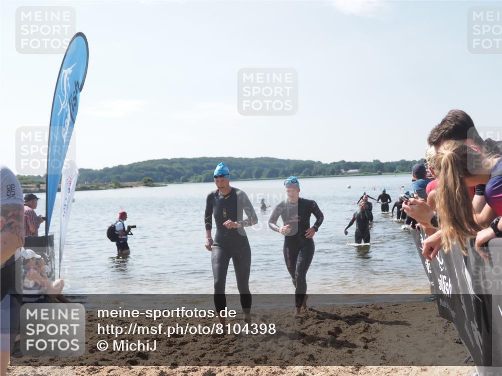 22.06.2025 - Viking Triathlon MichiJ http://msf.ph/oto/8104398 22.06.2025 10:47:32 Schwimmen 23, 71, 183, 261, 267, 547, 606 meine-sportfotos.de