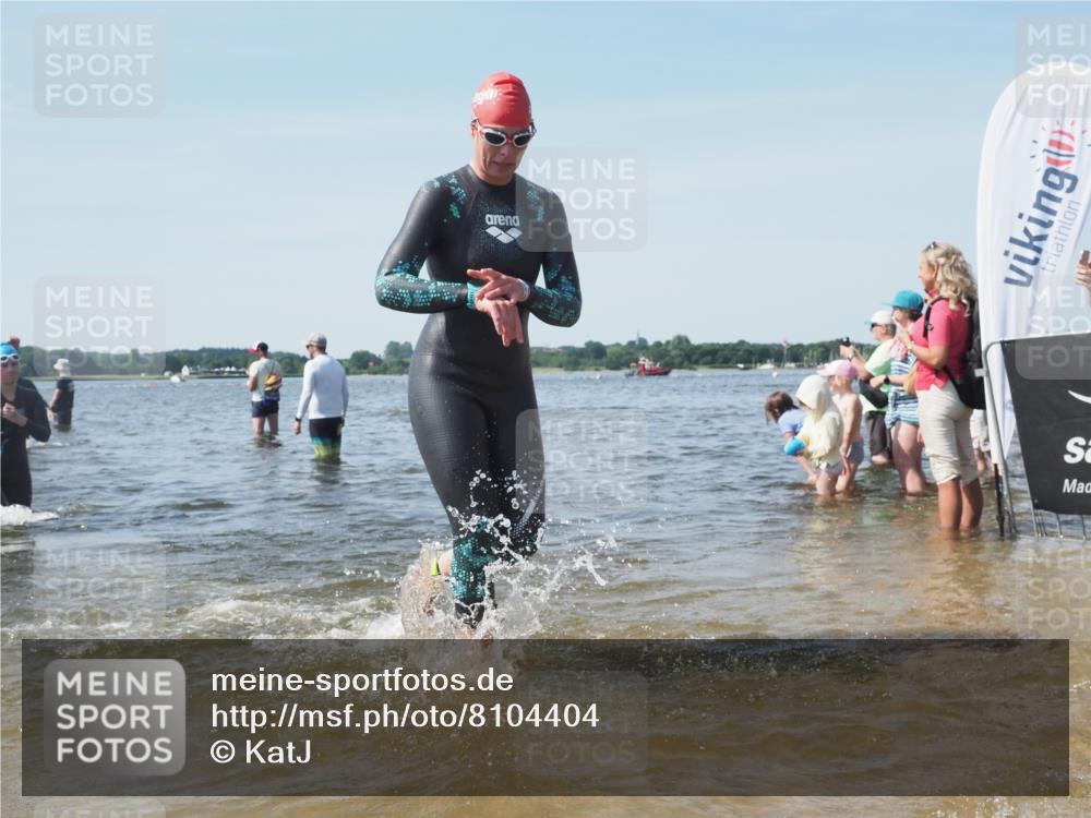 22.06.2025 - Viking Triathlon KatJ http://msf.ph/oto/8104404 22.06.2025 10:35:30 Schwimmen 20, 62, 107, 127, 134, 154, 320, 395, 415, 482, 508, 602, 632 meine-sportfotos.de