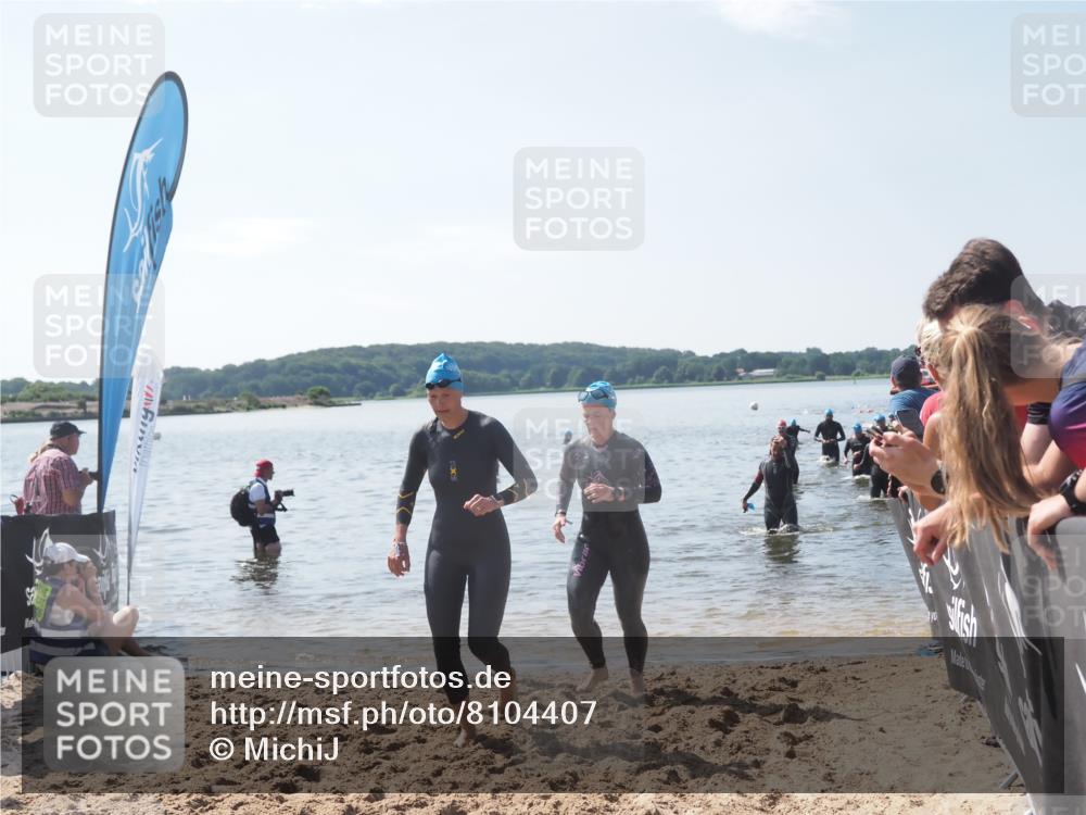 22.06.2025 - Viking Triathlon MichiJ http://msf.ph/oto/8104407 22.06.2025 10:47:32 Schwimmen 23, 71, 183, 261, 267, 547, 606 meine-sportfotos.de