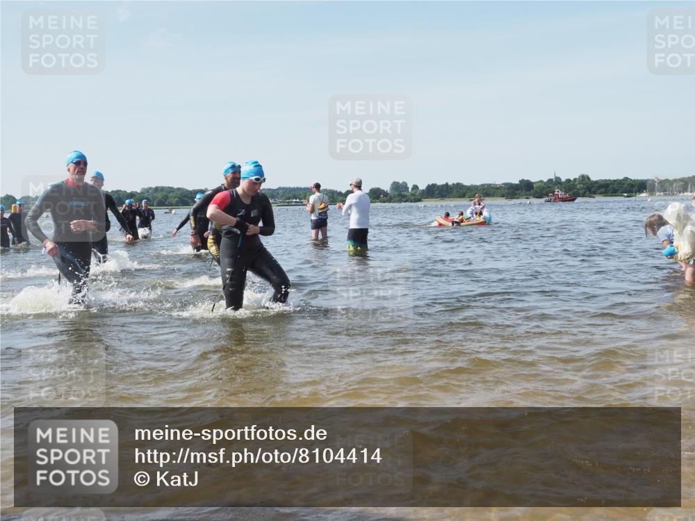 22.06.2025 - Viking Triathlon KatJ http://msf.ph/oto/8104414 22.06.2025 10:35:32 Schwimmen 20, 47, 62, 107, 127, 134, 154, 320, 395, 415, 482, 602, 632 meine-sportfotos.de