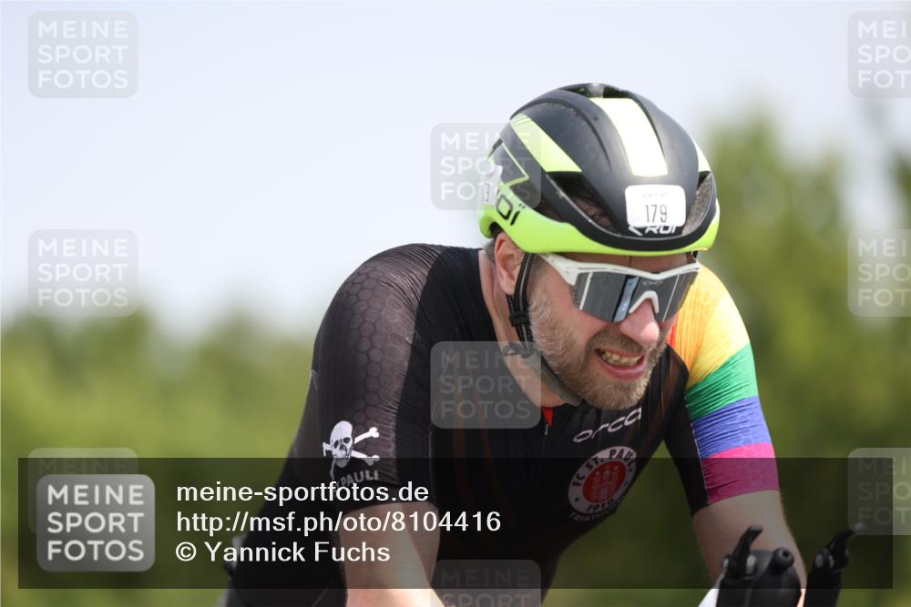 22.06.2025 - Viking Triathlon Yannick Fuchs http://msf.ph/oto/8104416 22.06.2025 12:07:44 Radfahren 11, 33, 97, 179, 396, 420, 556 meine-sportfotos.de