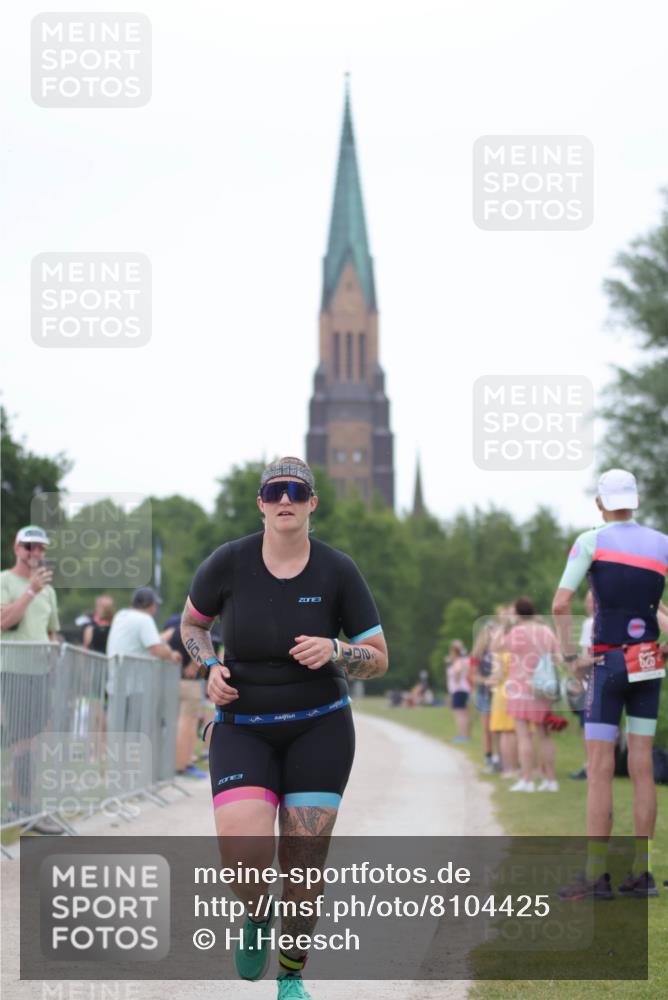 22.06.2025 - Viking Triathlon H.Heesch http://msf.ph/oto/8104425 22.06.2025 15:55:40 Laufen 197, 201 meine-sportfotos.de