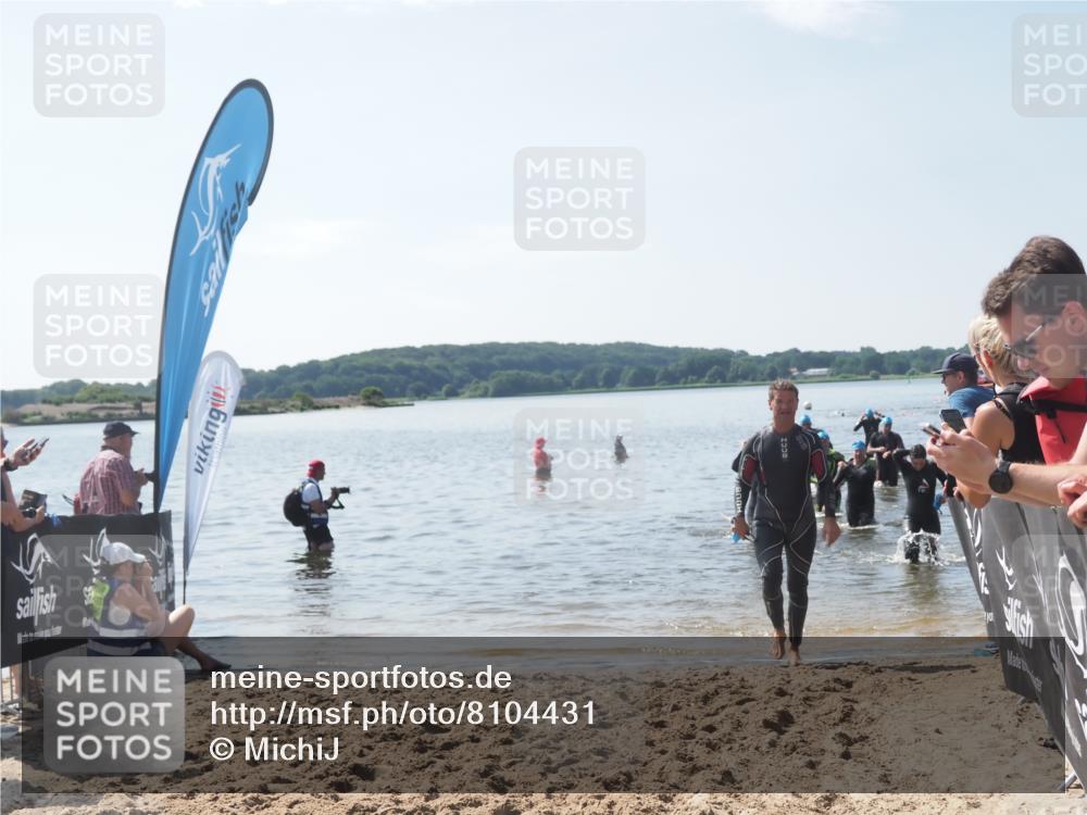 22.06.2025 - Viking Triathlon MichiJ http://msf.ph/oto/8104431 22.06.2025 10:47:40 Schwimmen 23, 71, 84, 183, 261, 285, 452, 606 meine-sportfotos.de