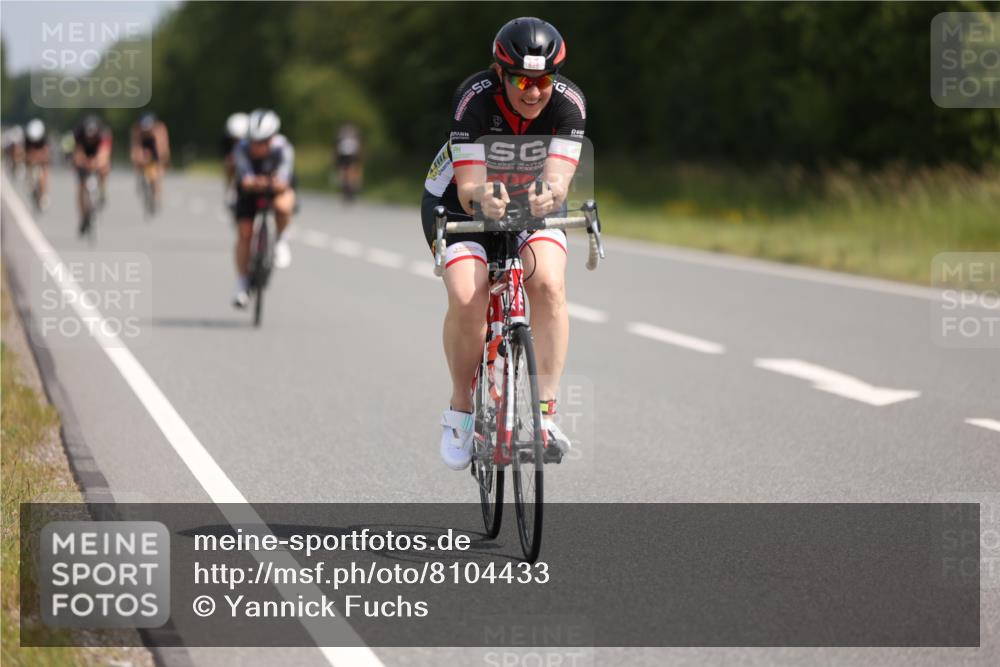 22.06.2025 - Viking Triathlon Yannick Fuchs http://msf.ph/oto/8104433 22.06.2025 11:28:06 Radfahren 86, 266, 331, 337, 433, 454, 459, 639 meine-sportfotos.de