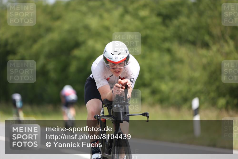 22.06.2025 - Viking Triathlon Yannick Fuchs http://msf.ph/oto/8104439 22.06.2025 12:07:48 Radfahren 97, 396, 556 meine-sportfotos.de
