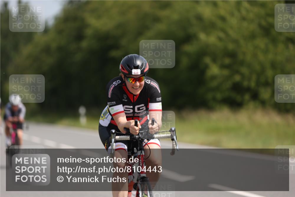 22.06.2025 - Viking Triathlon Yannick Fuchs http://msf.ph/oto/8104443 22.06.2025 11:28:07 Radfahren 86, 266, 331, 337, 433, 454, 459, 639 meine-sportfotos.de