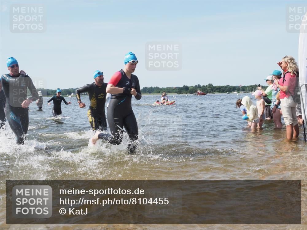 22.06.2025 - Viking Triathlon KatJ http://msf.ph/oto/8104455 22.06.2025 10:35:33 Schwimmen 20, 47, 62, 107, 127, 134, 154, 320, 395, 415, 482, 602, 632 meine-sportfotos.de