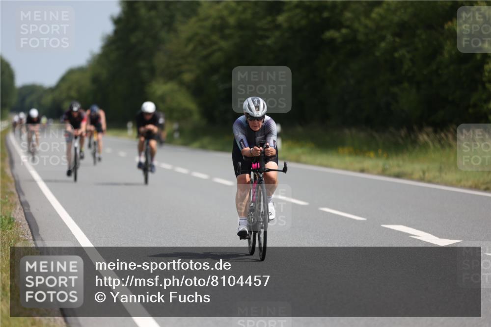 22.06.2025 - Viking Triathlon Yannick Fuchs http://msf.ph/oto/8104457 22.06.2025 11:28:08 Radfahren 86, 266, 331, 337, 433, 454, 459, 639 meine-sportfotos.de