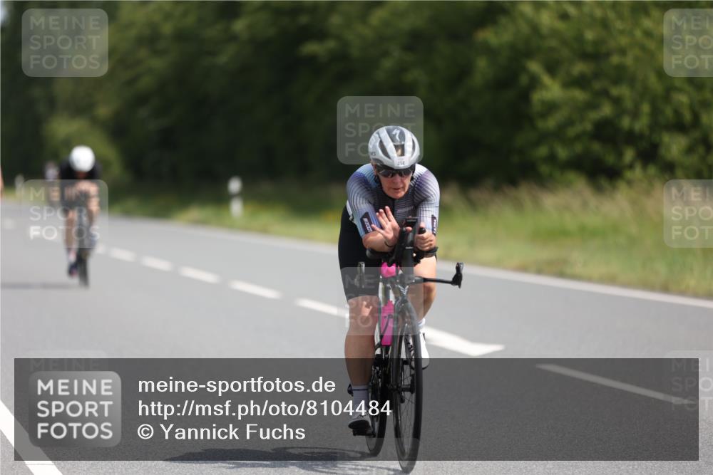 22.06.2025 - Viking Triathlon Yannick Fuchs http://msf.ph/oto/8104484 22.06.2025 11:28:09 Radfahren 86, 266, 331, 337, 433, 454, 459, 639 meine-sportfotos.de