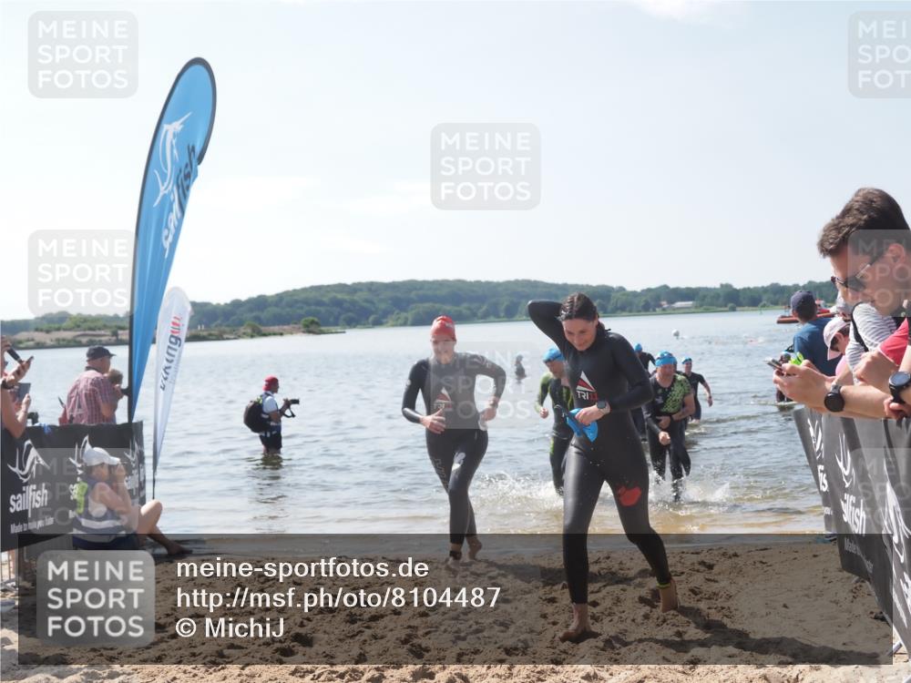 22.06.2025 - Viking Triathlon MichiJ http://msf.ph/oto/8104487 22.06.2025 10:47:47 Schwimmen 71, 84, 183, 190, 223, 261, 285, 452, 606 meine-sportfotos.de
