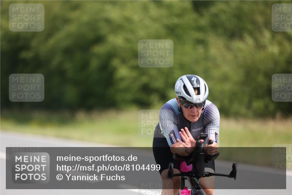 22.06.2025 - Viking Triathlon Yannick Fuchs http://msf.ph/oto/8104499 22.06.2025 11:28:09 Radfahren 86, 266, 331, 337, 433, 454, 459, 639 meine-sportfotos.de