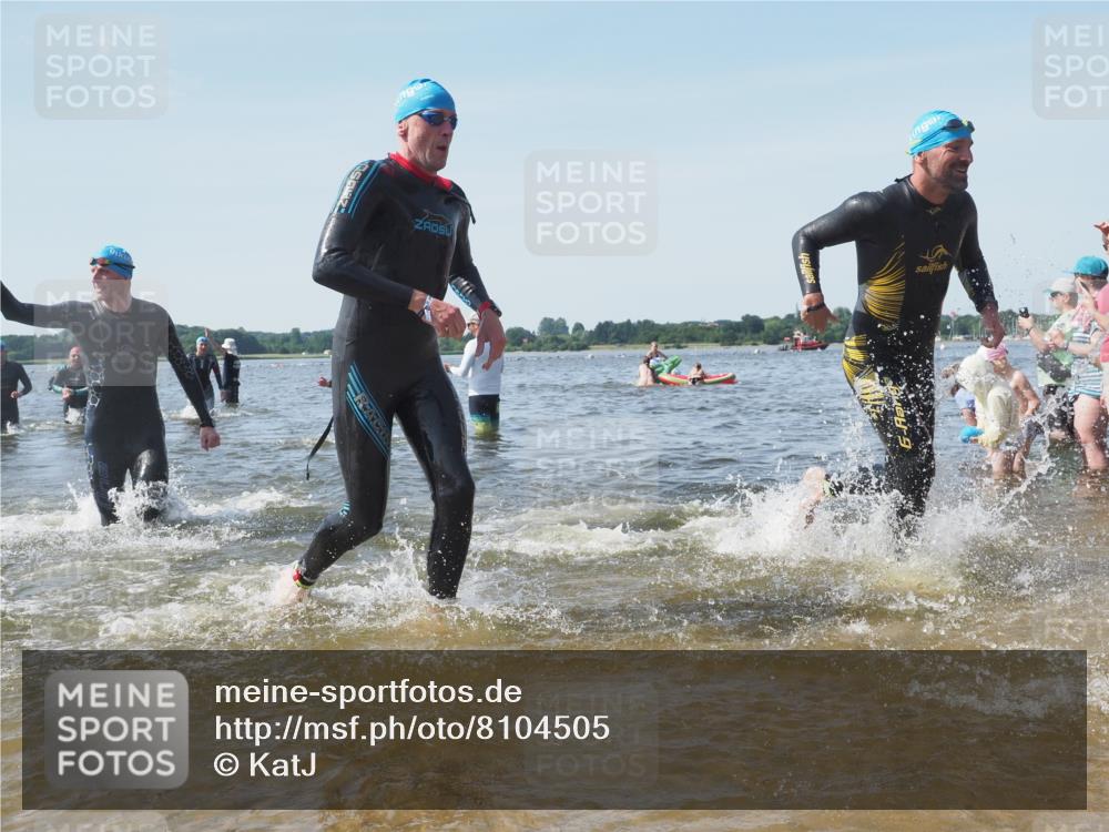 22.06.2025 - Viking Triathlon KatJ http://msf.ph/oto/8104505 22.06.2025 10:35:34 Schwimmen 20, 47, 62, 107, 127, 134, 154, 320, 395, 415, 482, 602 meine-sportfotos.de
