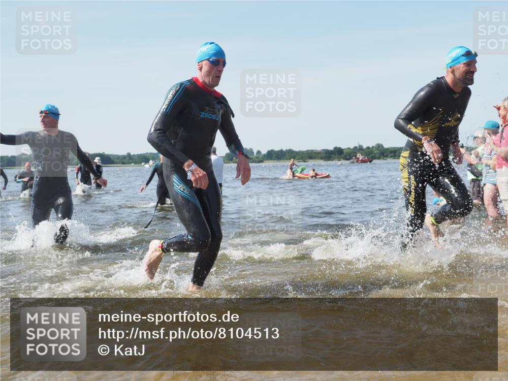 22.06.2025 - Viking Triathlon KatJ http://msf.ph/oto/8104513 22.06.2025 10:35:35 Schwimmen 20, 47, 62, 107, 127, 134, 154, 320, 395, 415, 482, 602 meine-sportfotos.de