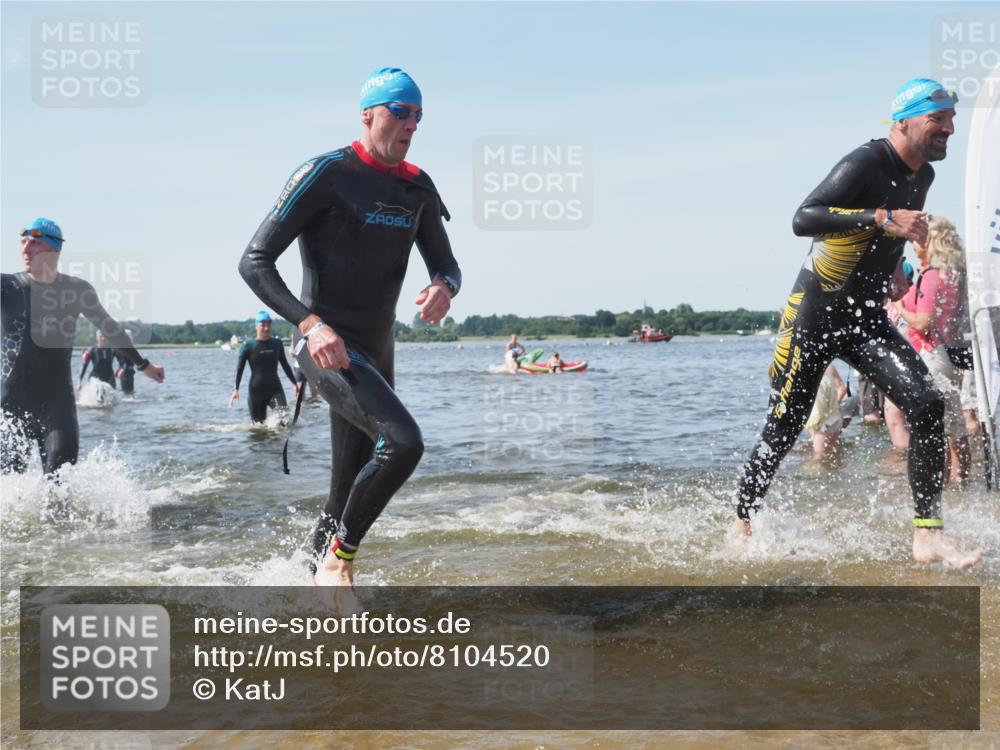 22.06.2025 - Viking Triathlon KatJ http://msf.ph/oto/8104520 22.06.2025 10:35:35 Schwimmen 20, 47, 62, 107, 127, 134, 154, 320, 395, 415, 482, 602 meine-sportfotos.de