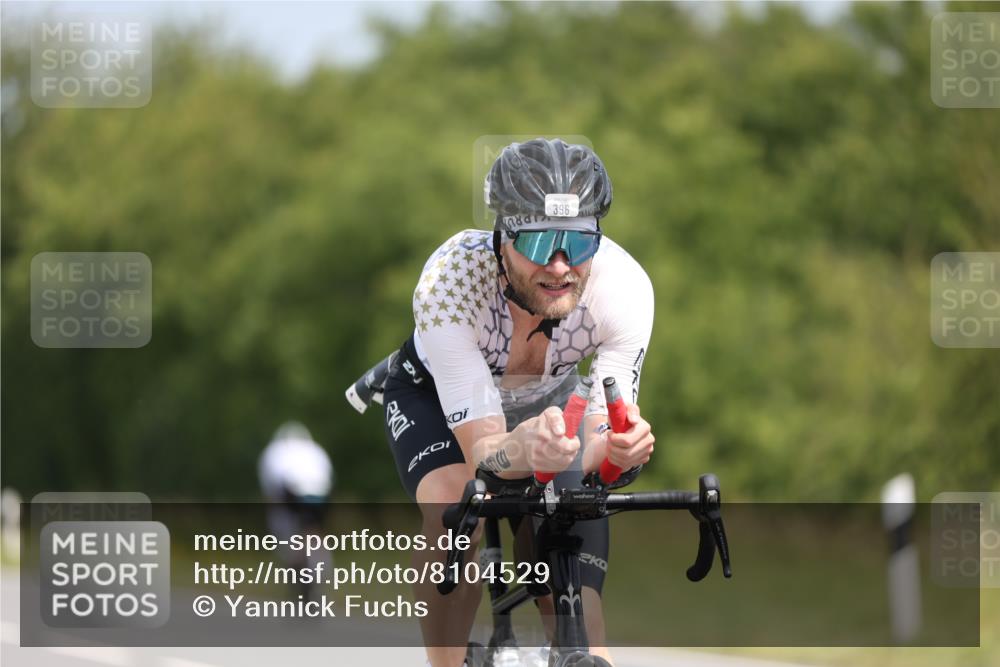 22.06.2025 - Viking Triathlon Yannick Fuchs http://msf.ph/oto/8104529 22.06.2025 12:07:53 Radfahren 157, 334, 396 meine-sportfotos.de