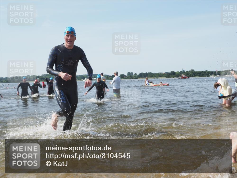 22.06.2025 - Viking Triathlon KatJ http://msf.ph/oto/8104545 22.06.2025 10:35:36 Schwimmen 20, 47, 62, 107, 127, 134, 154, 320, 395, 415, 482, 602 meine-sportfotos.de