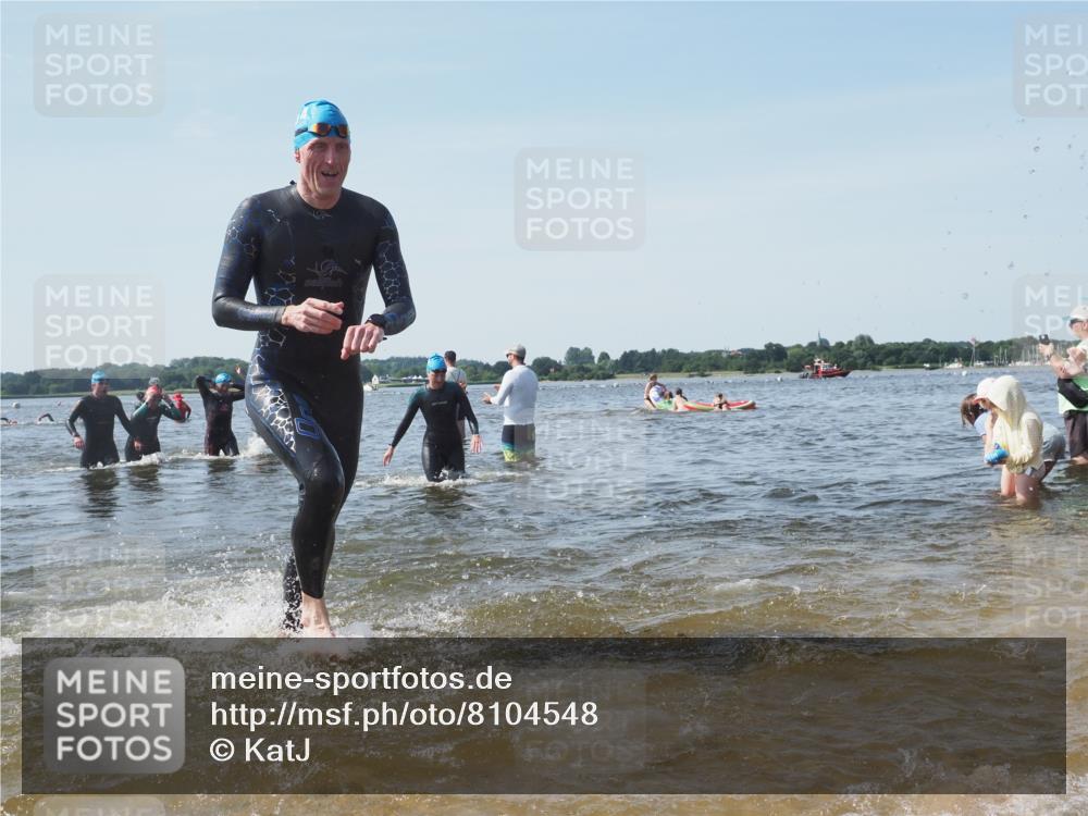 22.06.2025 - Viking Triathlon KatJ http://msf.ph/oto/8104548 22.06.2025 10:35:36 Schwimmen 20, 47, 62, 107, 127, 134, 154, 320, 395, 415, 482, 602 meine-sportfotos.de