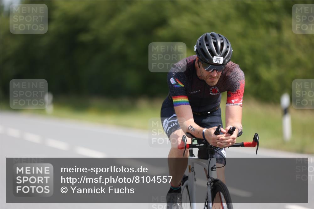 22.06.2025 - Viking Triathlon Yannick Fuchs http://msf.ph/oto/8104557 22.06.2025 11:28:13 Radfahren 210, 266, 331, 337, 433, 454, 459 meine-sportfotos.de