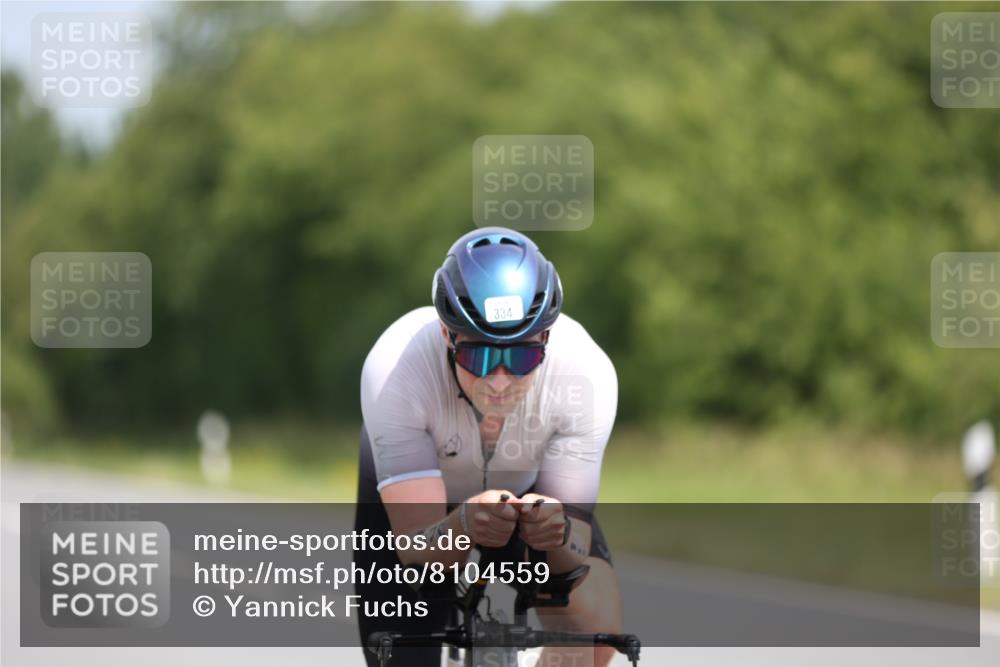 22.06.2025 - Viking Triathlon Yannick Fuchs http://msf.ph/oto/8104559 22.06.2025 12:08:00 Radfahren 157, 166, 325, 334, 468 meine-sportfotos.de