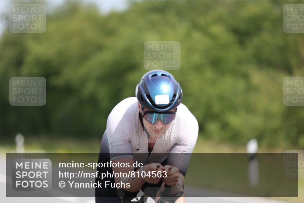 22.06.2025 - Viking Triathlon Yannick Fuchs http://msf.ph/oto/8104563 22.06.2025 12:08:00 Radfahren 157, 166, 325, 334, 468 meine-sportfotos.de