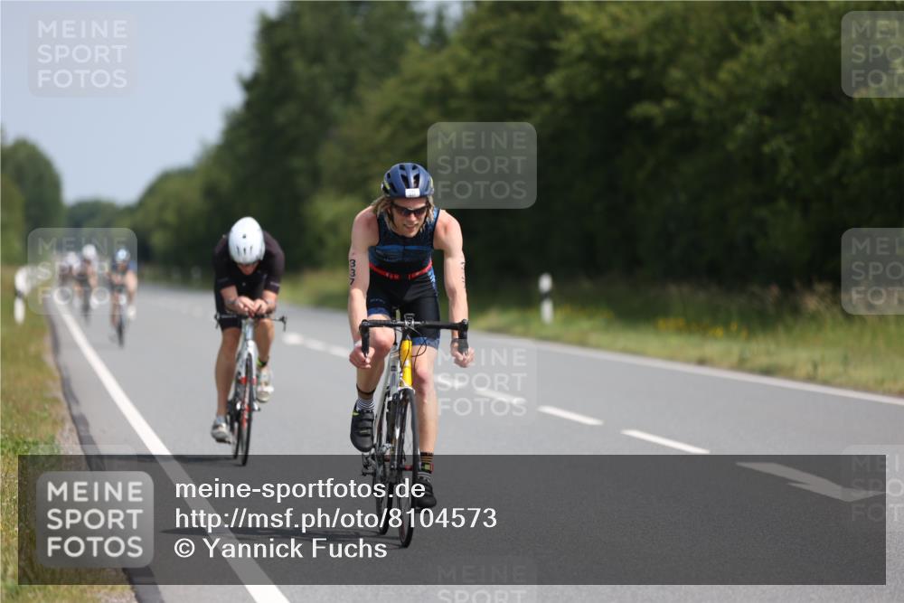22.06.2025 - Viking Triathlon Yannick Fuchs http://msf.ph/oto/8104573 22.06.2025 11:28:13 Radfahren 210, 266, 331, 337, 433, 454, 459 meine-sportfotos.de