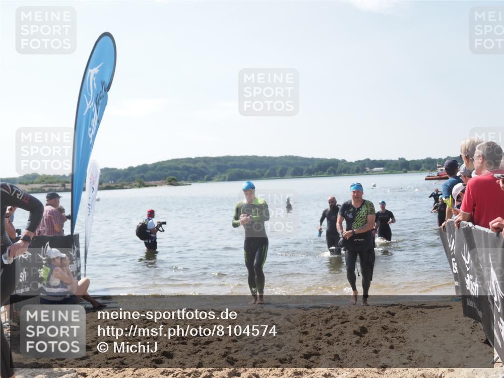 22.06.2025 - Viking Triathlon MichiJ http://msf.ph/oto/8104574 22.06.2025 10:47:49 Schwimmen 71, 84, 190, 223, 261, 285, 452, 606 meine-sportfotos.de