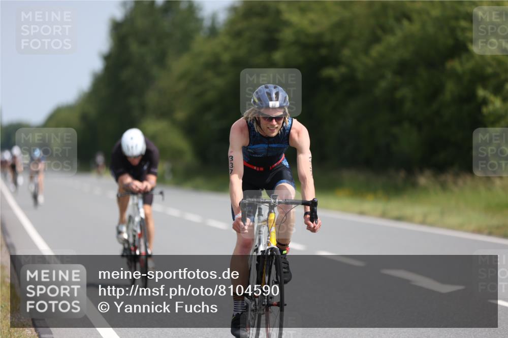 22.06.2025 - Viking Triathlon Yannick Fuchs http://msf.ph/oto/8104590 22.06.2025 11:28:14 Radfahren 210, 266, 269, 331, 337, 433, 459 meine-sportfotos.de