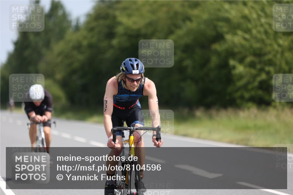22.06.2025 - Viking Triathlon Yannick Fuchs http://msf.ph/oto/8104596 22.06.2025 11:28:14 Radfahren 210, 266, 269, 331, 337, 433, 459 meine-sportfotos.de