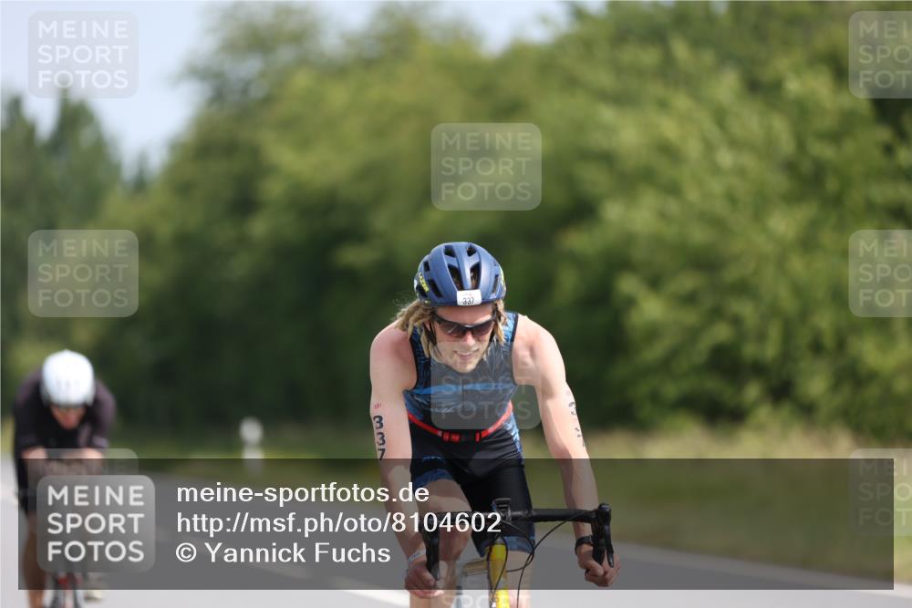 22.06.2025 - Viking Triathlon Yannick Fuchs http://msf.ph/oto/8104602 22.06.2025 11:28:14 Radfahren 210, 266, 269, 331, 337, 433, 459 meine-sportfotos.de