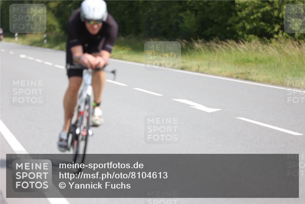 22.06.2025 - Viking Triathlon Yannick Fuchs http://msf.ph/oto/8104613 22.06.2025 11:28:15 Radfahren 210, 266, 269, 331, 337, 433, 459 meine-sportfotos.de