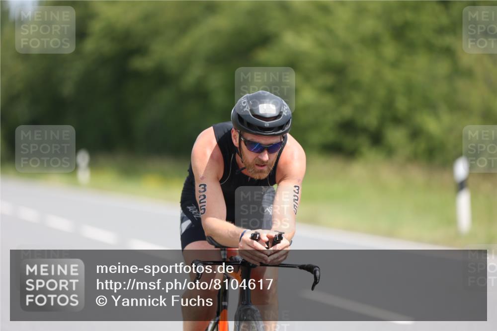 22.06.2025 - Viking Triathlon Yannick Fuchs http://msf.ph/oto/8104617 22.06.2025 12:08:04 Radfahren 29, 157, 166, 325, 334, 468 meine-sportfotos.de