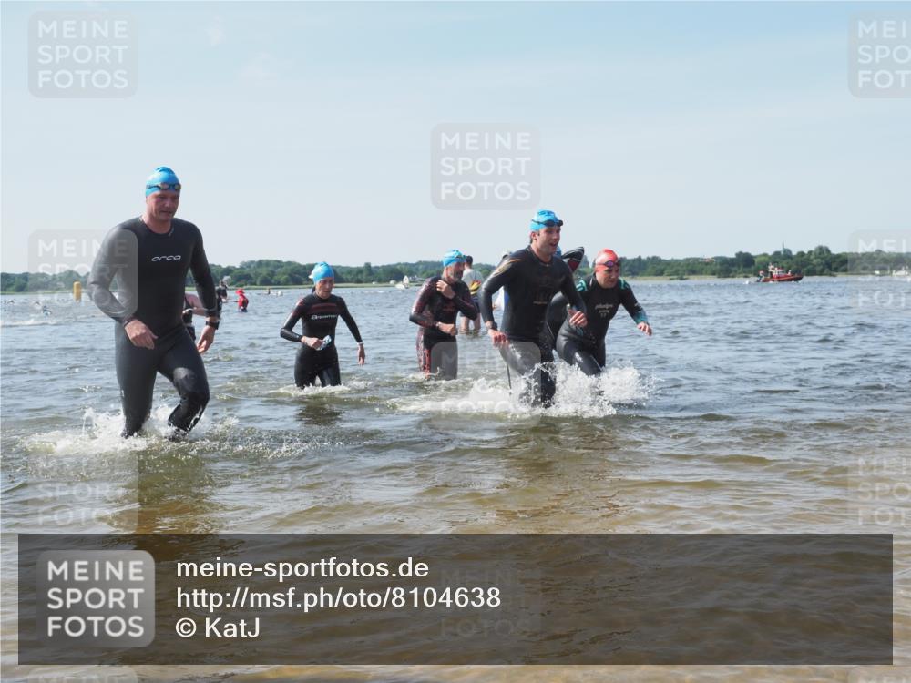 22.06.2025 - Viking Triathlon KatJ http://msf.ph/oto/8104638 22.06.2025 10:35:42 Schwimmen 20, 47, 62, 127, 134, 154, 415, 552, 602 meine-sportfotos.de