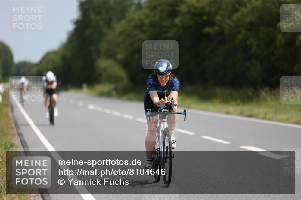 22.06.2025 - Viking Triathlon Yannick Fuchs http://msf.ph/oto/8104646 22.06.2025 11:28:19 Radfahren 22, 210, 269, 331, 337, 459 meine-sportfotos.de