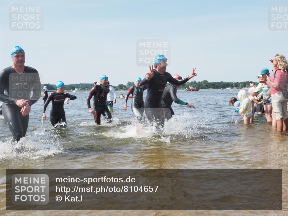 22.06.2025 - Viking Triathlon KatJ http://msf.ph/oto/8104657 22.06.2025 10:35:43 Schwimmen 20, 47, 62, 127, 134, 154, 415, 552, 602 meine-sportfotos.de