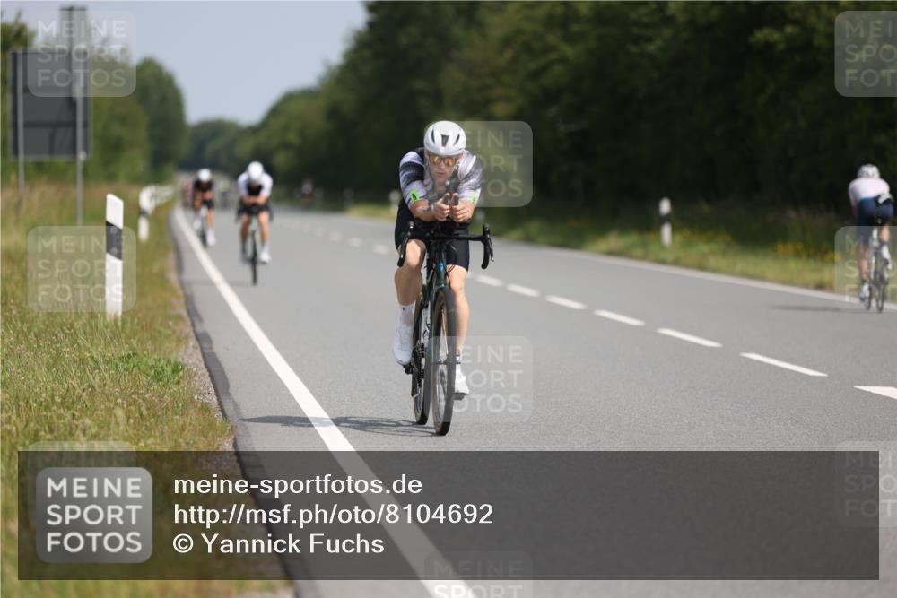 22.06.2025 - Viking Triathlon Yannick Fuchs http://msf.ph/oto/8104692 22.06.2025 11:28:22 Radfahren 22, 210, 211, 269 meine-sportfotos.de