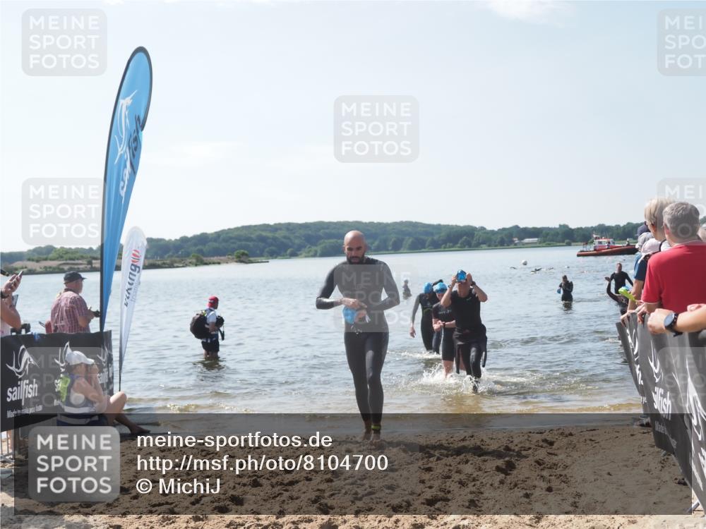 22.06.2025 - Viking Triathlon MichiJ http://msf.ph/oto/8104700 22.06.2025 10:47:55 Schwimmen 84, 190, 223, 285, 452 meine-sportfotos.de