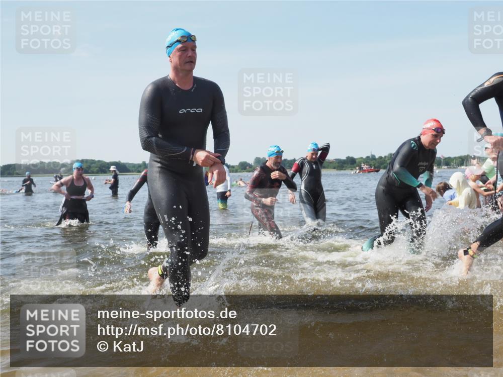 22.06.2025 - Viking Triathlon KatJ http://msf.ph/oto/8104702 22.06.2025 10:35:44 Schwimmen 20, 47, 62, 127, 134, 154, 265, 415, 552, 602 meine-sportfotos.de