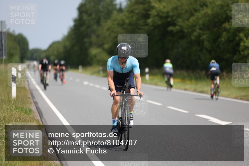 22.06.2025 - Viking Triathlon Yannick Fuchs http://msf.ph/oto/8104707 22.06.2025 12:08:15 Radfahren 29, 34, 46, 144, 164, 228, 297, 321, 451, 633 meine-sportfotos.de