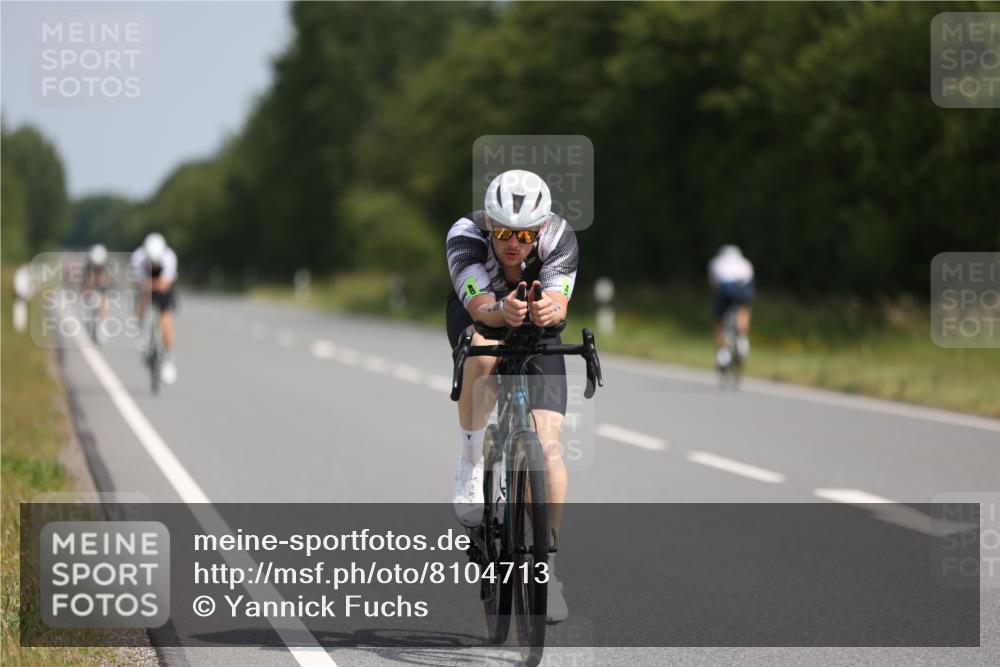 22.06.2025 - Viking Triathlon Yannick Fuchs http://msf.ph/oto/8104713 22.06.2025 11:28:23 Radfahren 22, 210, 211, 269 meine-sportfotos.de