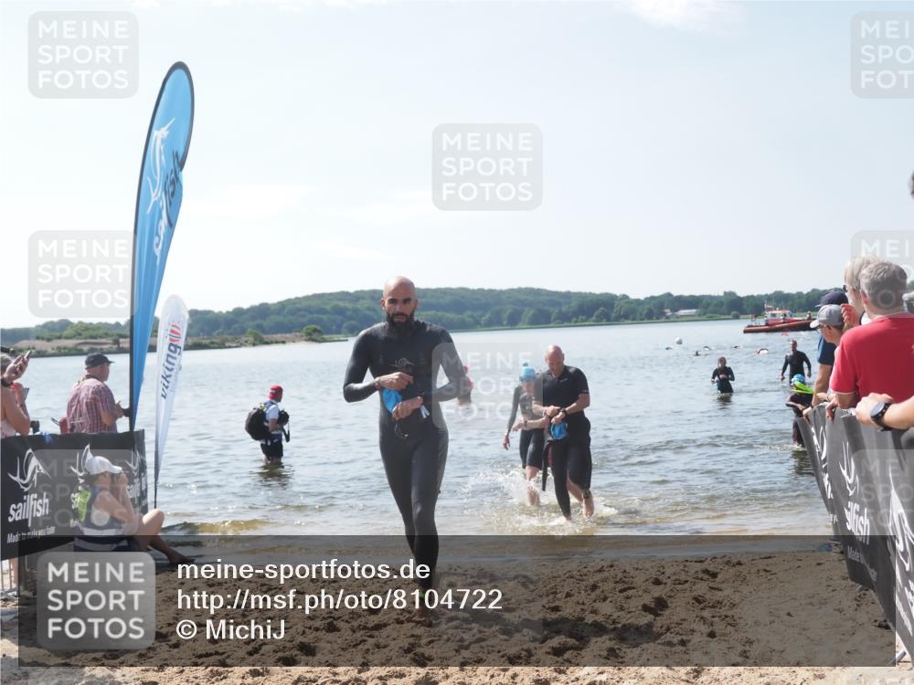 22.06.2025 - Viking Triathlon MichiJ http://msf.ph/oto/8104722 22.06.2025 10:47:55 Schwimmen 84, 190, 223, 285, 452 meine-sportfotos.de