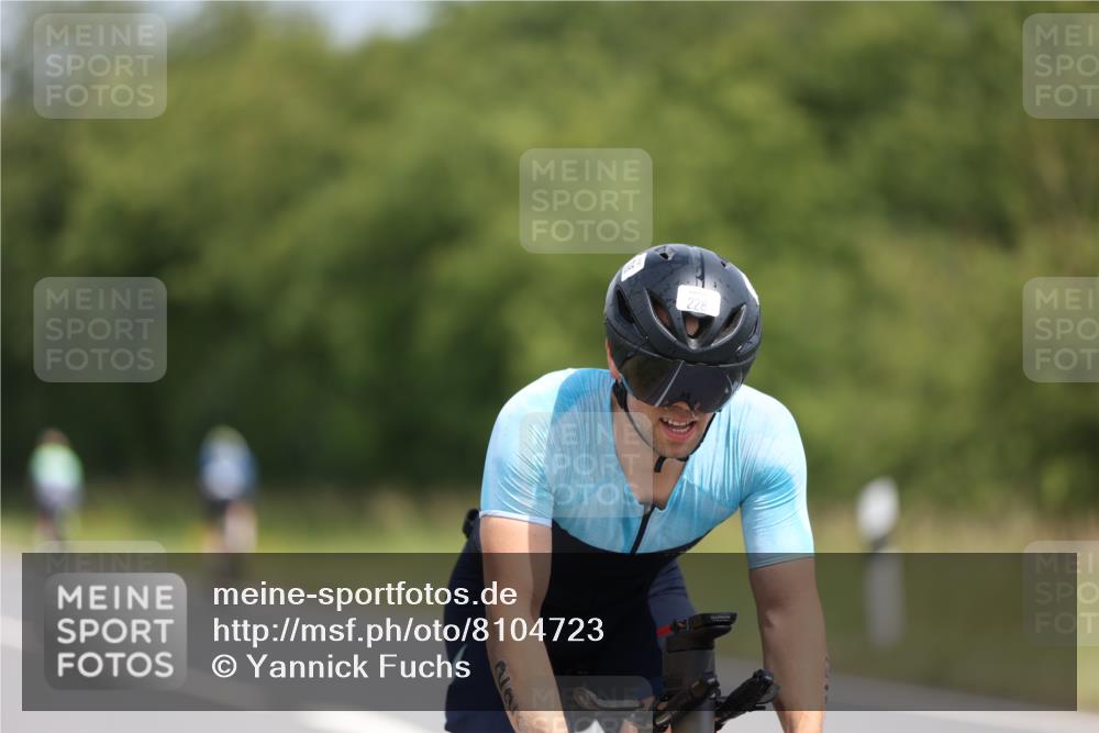 22.06.2025 - Viking Triathlon Yannick Fuchs http://msf.ph/oto/8104723 22.06.2025 12:08:16 Radfahren 29, 34, 46, 144, 164, 228, 297, 321, 451, 633 meine-sportfotos.de