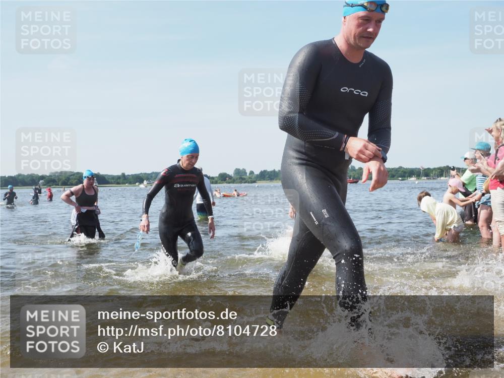 22.06.2025 - Viking Triathlon KatJ http://msf.ph/oto/8104728 22.06.2025 10:35:45 Schwimmen 20, 47, 62, 134, 154, 265, 415, 552, 602 meine-sportfotos.de