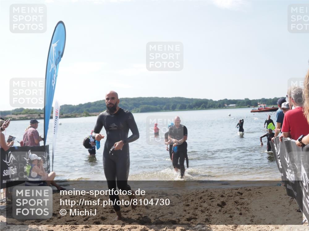 22.06.2025 - Viking Triathlon MichiJ http://msf.ph/oto/8104730 22.06.2025 10:47:56 Schwimmen 84, 190, 223, 285, 452 meine-sportfotos.de