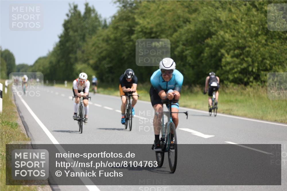 22.06.2025 - Viking Triathlon Yannick Fuchs http://msf.ph/oto/8104763 22.06.2025 12:08:21 Radfahren 34, 46, 91, 164, 192, 297, 321, 451, 633 meine-sportfotos.de