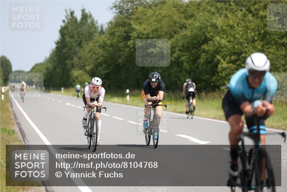 22.06.2025 - Viking Triathlon Yannick Fuchs http://msf.ph/oto/8104768 22.06.2025 12:08:21 Radfahren 34, 46, 91, 164, 192, 297, 321, 451, 633 meine-sportfotos.de