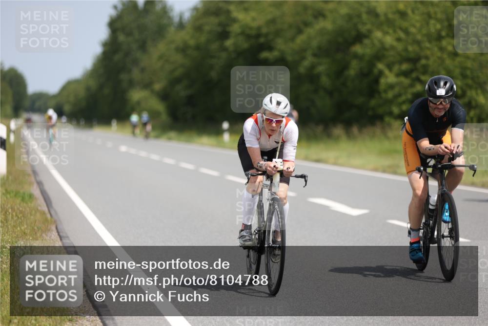 22.06.2025 - Viking Triathlon Yannick Fuchs http://msf.ph/oto/8104788 22.06.2025 12:08:22 Radfahren 34, 46, 91, 164, 192, 297, 321, 451 meine-sportfotos.de